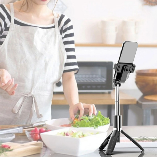 Techsuit Selfie Stick (L02) Stable Tripod with Bluetooth Remote Control, GoPro Compatible, 360 Rotation, 100cm Black Techsuit Selfie Stick (L02) Stable Tripod with Bluetooth Remote Control, GoPro Compatible, 360 Rotation, 100cm Black