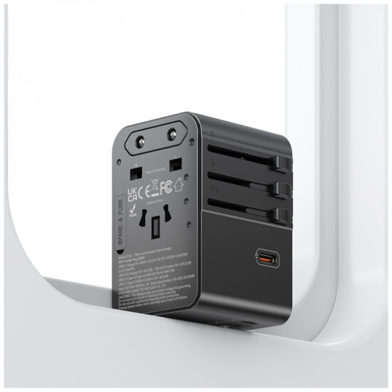 Travel Charger Adapter USAMS CC310 3xUSB-C 70W 4in1 US/AU/EU/UK black