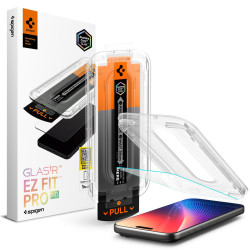 Spigen Glas.tR EZ FIT Pro iPhone 16 Pro / iPhone 17 / iPhone 17 Pro Clear