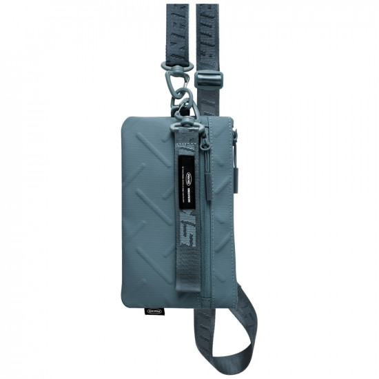 Phone bag Skinarma Juno blue