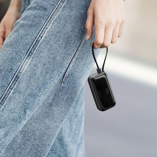 Mcdodo Power Bank FreeKit Series (MC 7800) with Built in Cable & Connector Lightning, 5000mAh, 22.5W Black