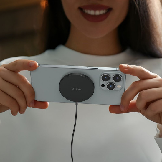 Mcdodo Wireless Charger Moon Series (CH 4360) Magnetic, 15W, Ultra thin Design Black