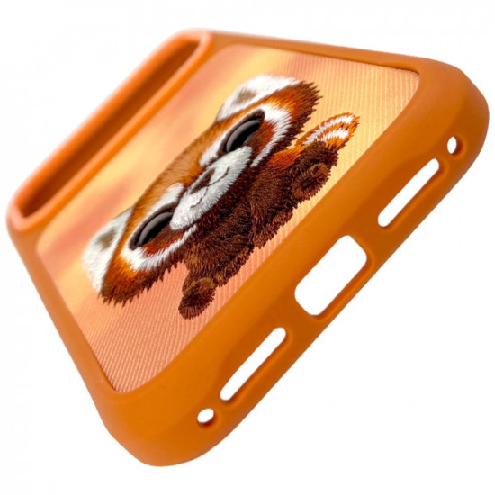 Case Nimmy Big Eyed Pet 2.0 Raccoon for iPhone 17 Pro Max orange