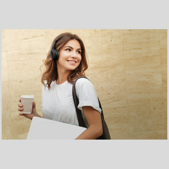 Over-ear Bluetooth headphones Motorola XT220 white