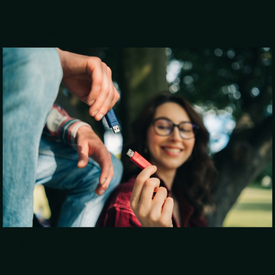 Pendrive Verbatim Slider 32GB 2pcs red/navy blue 49327 Pendrive Verbatim Slider 32GB 2pcs red/navy blue 49327