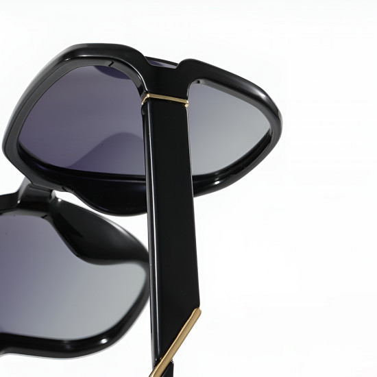 Techsuit Polarized Sunglasses (5228) for Women, UV400, Oversized Classic Design, Daily Wear, PC Frame Black / Gold Techsuit Polarized Sunglasses (5228) for Women, UV400, Oversized Classic Design, Daily Wear, PC Frame Black / Gold